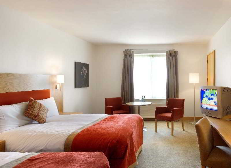 Maldron Hotel Portlaoise Zewnętrze zdjęcie