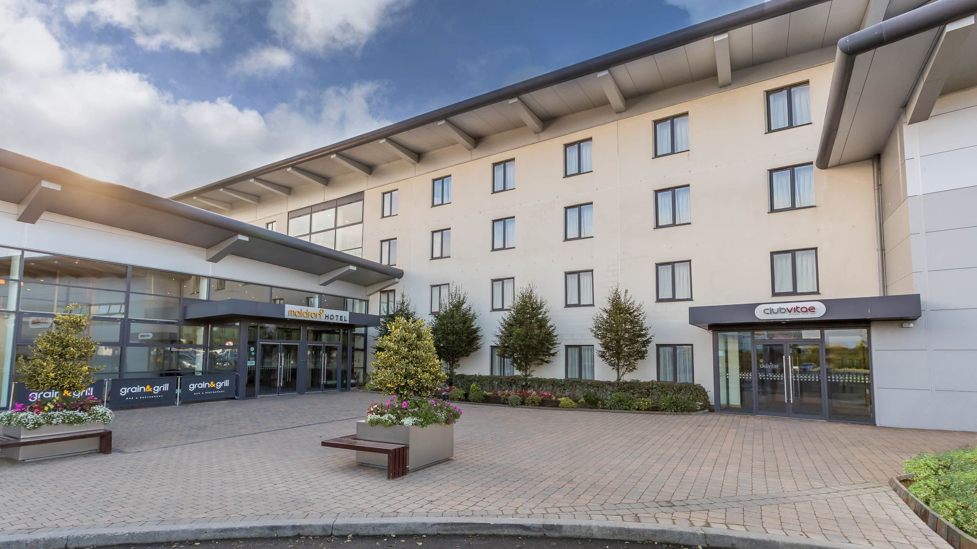 Maldron Hotel Portlaoise Zewnętrze zdjęcie